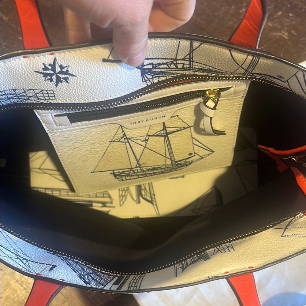 Tory Burch sailboat Print Tote and Pouch Set - Picture 7 of 7